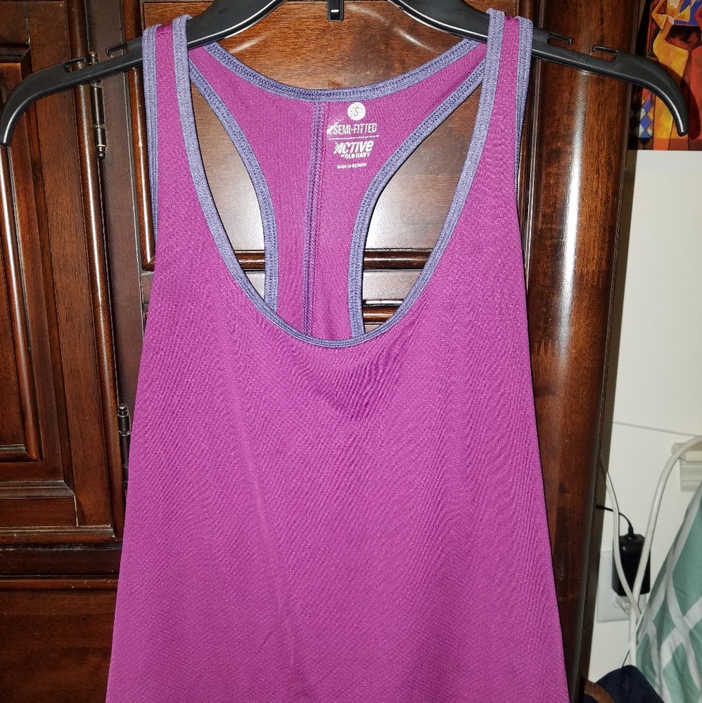 Semi fit active dry athletic top